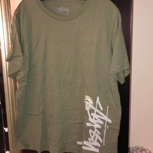 Stussy t shirt
